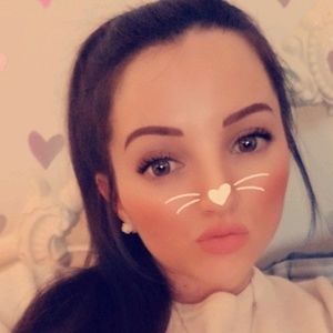 Meet your Posher, Candice